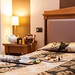 Touring Hotel