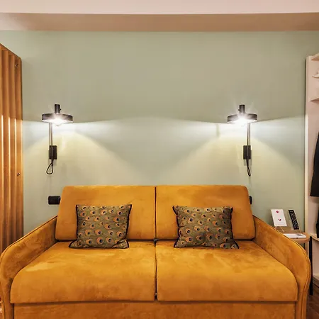 Touring Hotel 4*