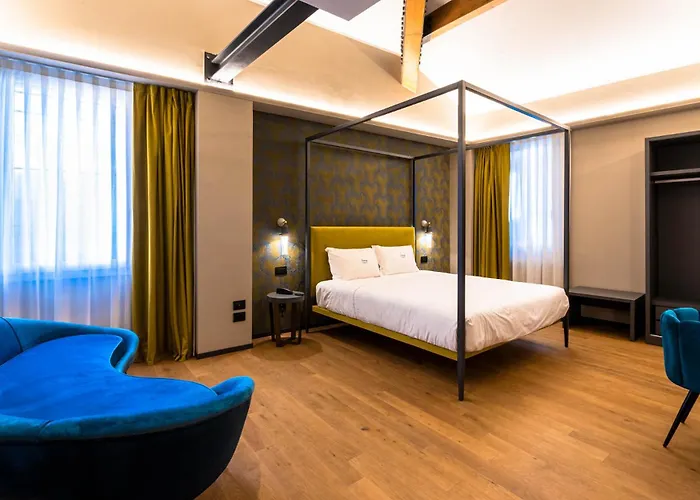 Hotel Touring 4*