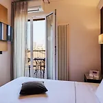 Touring 4* בולוניה