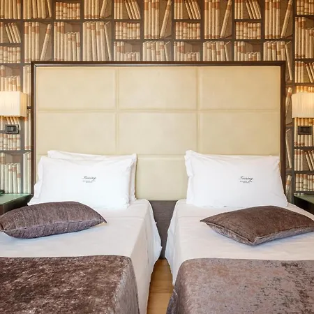Touring Hotel Bolonia